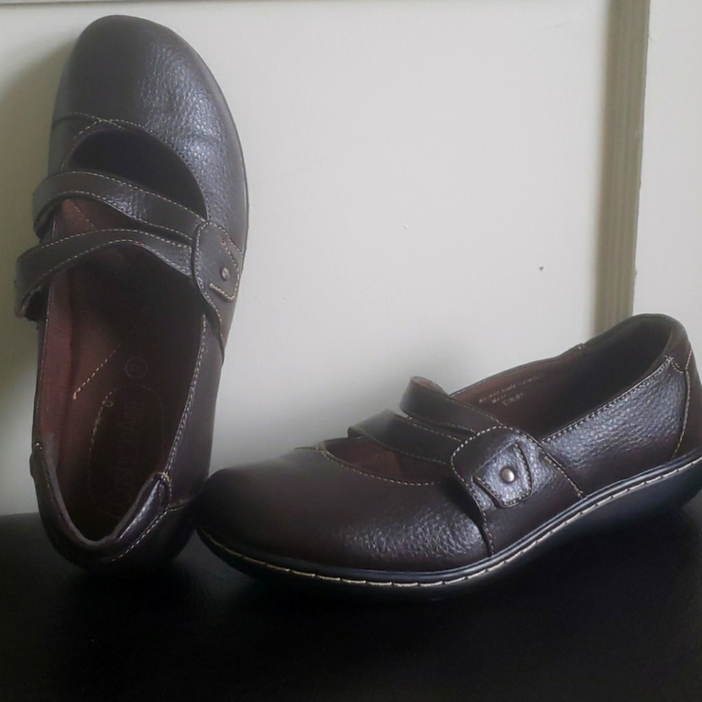 Brown flats